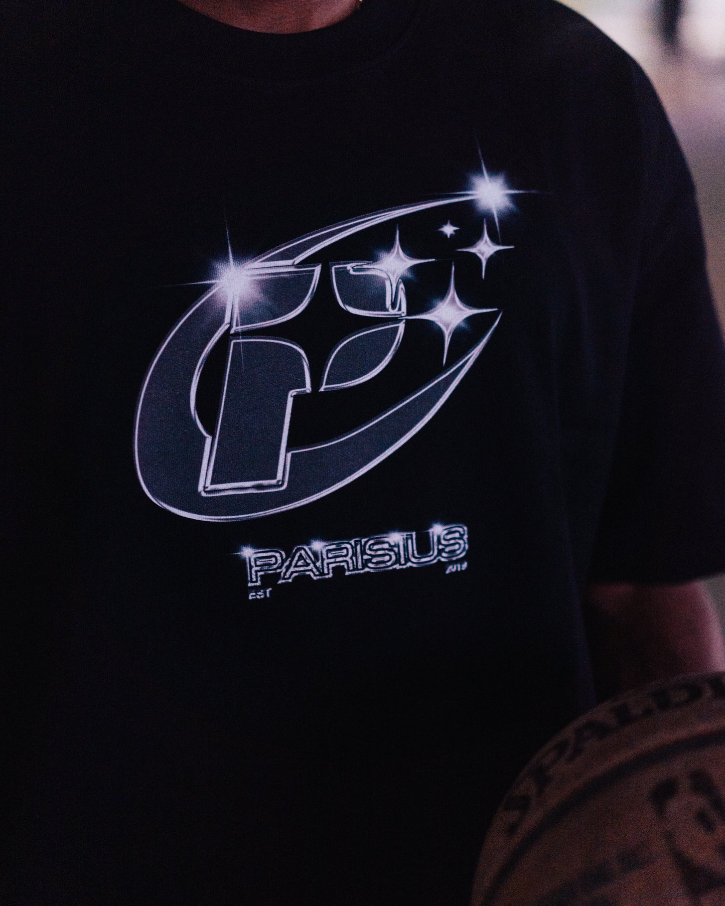 PARISIUS Black chrome logo Tee.